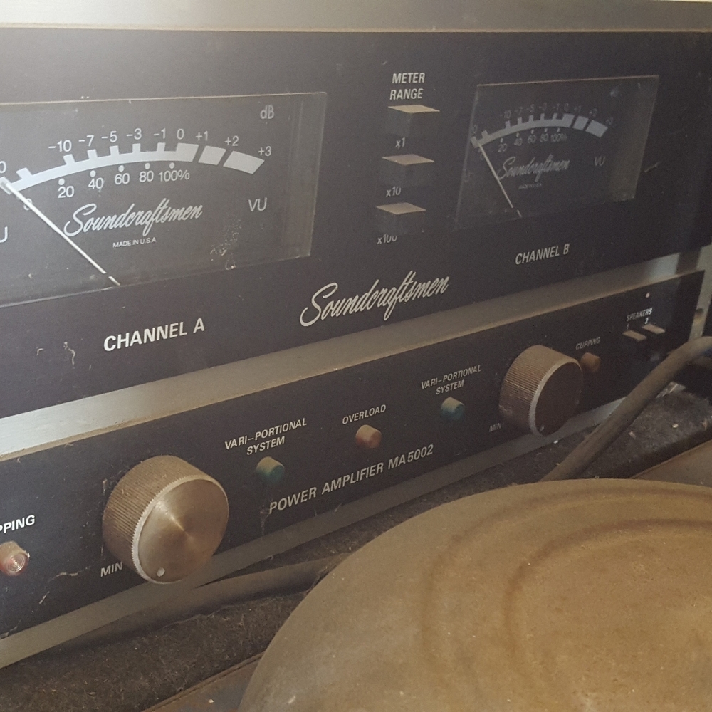 Vintage stereo amplifier